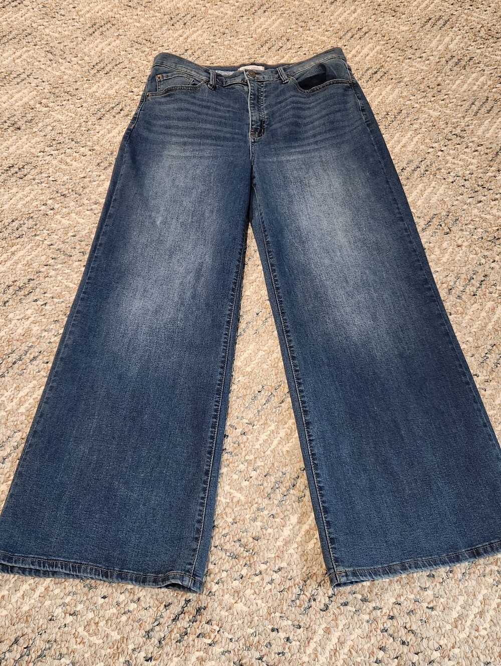 Laura Ashley Wide-Leg Jeans in Washed Blue